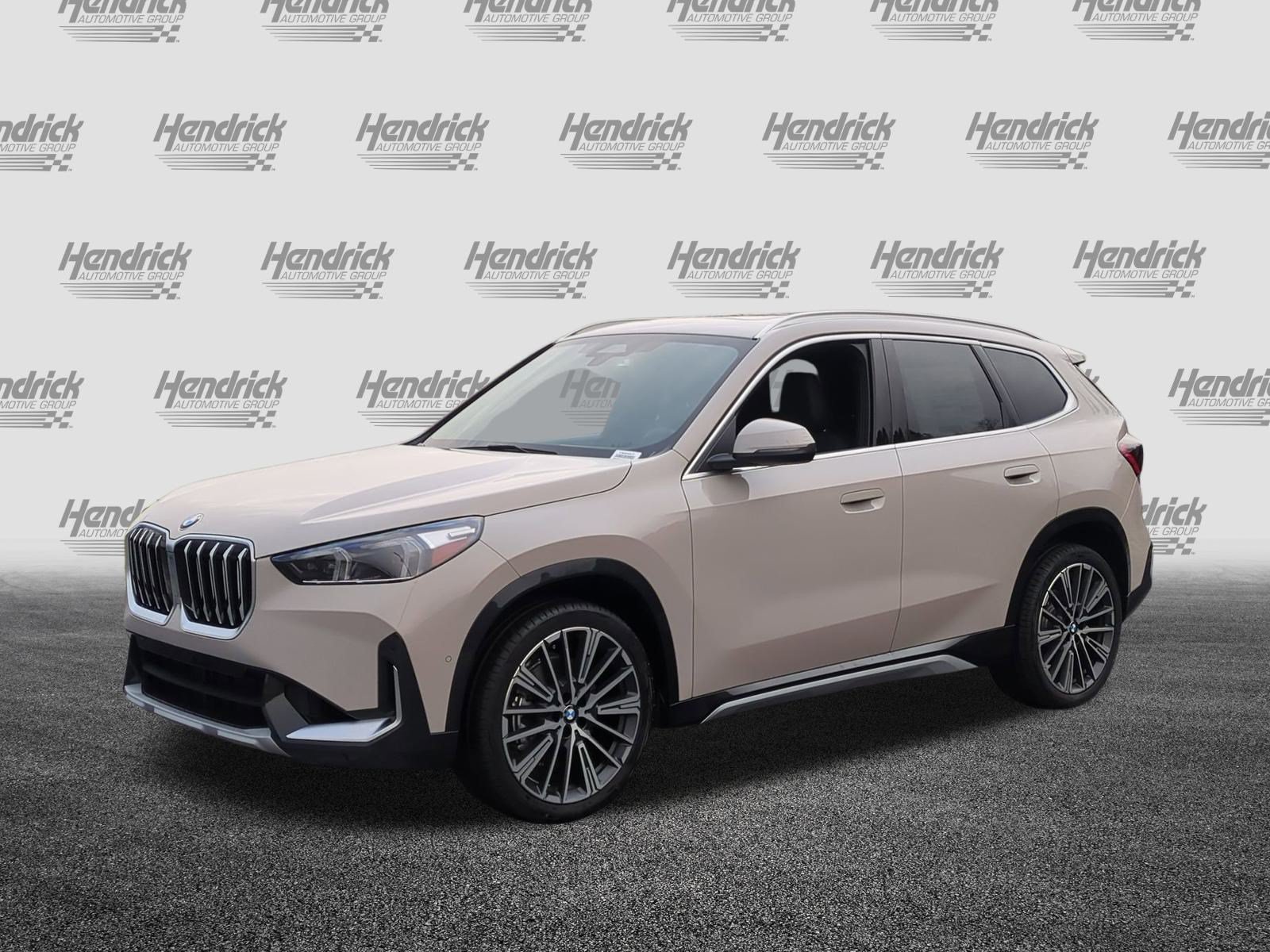 Used 2026 BMW X1 xDrive28i w/ Convenience Package AWD/4WD image 5