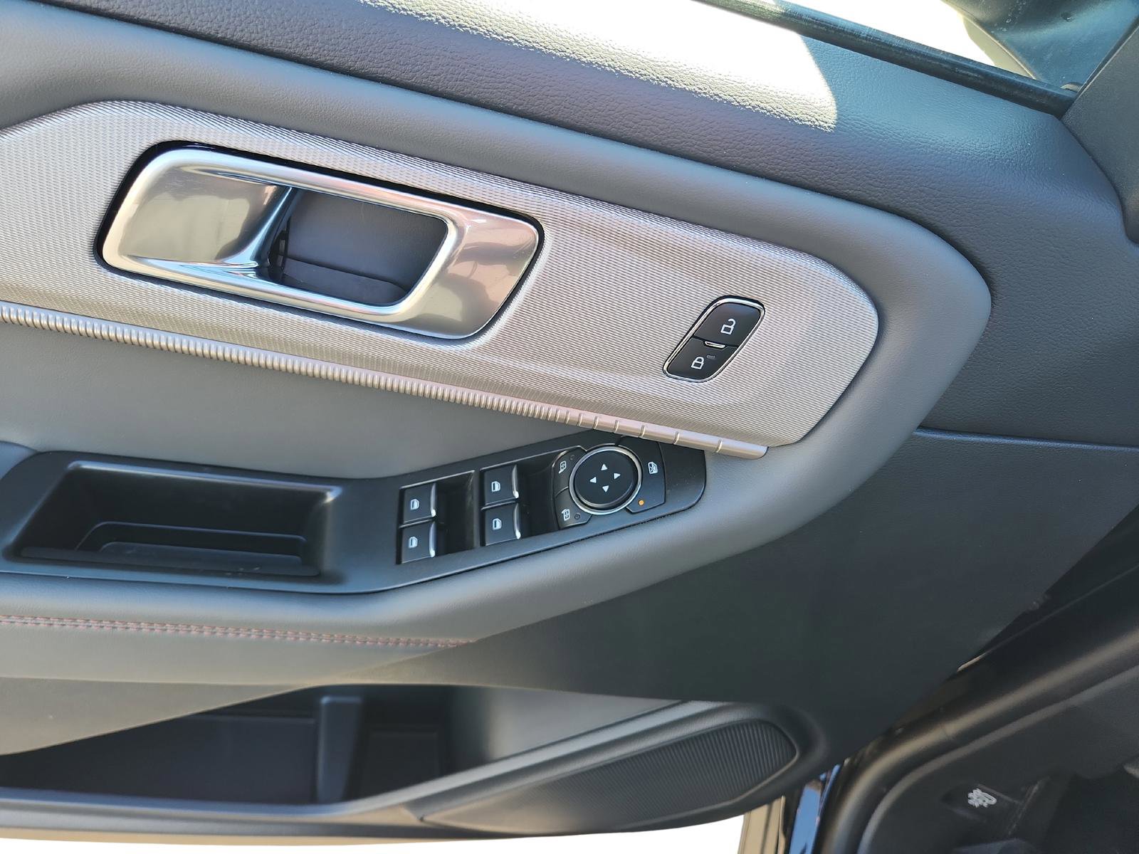 New 2026 Ford Explorer Active image 21
