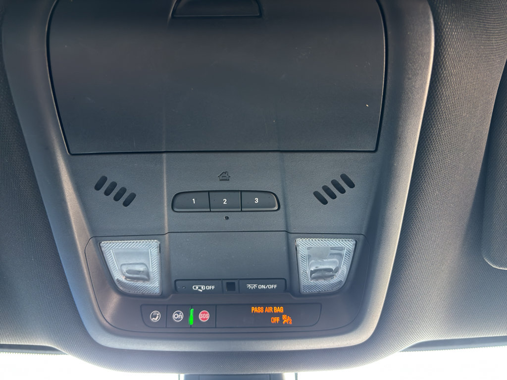 Used 2022 Buick Enclave Premium AWD/4WD image 24