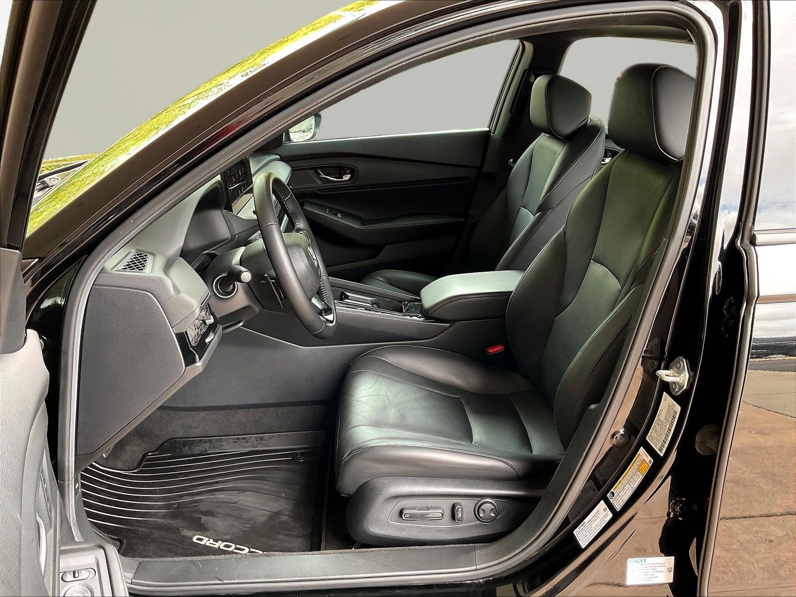 Used 2025 Honda Accord Sport image 21