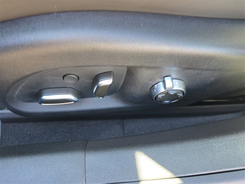 Used 2025 Cadillac CT5 Premium Luxury image 19