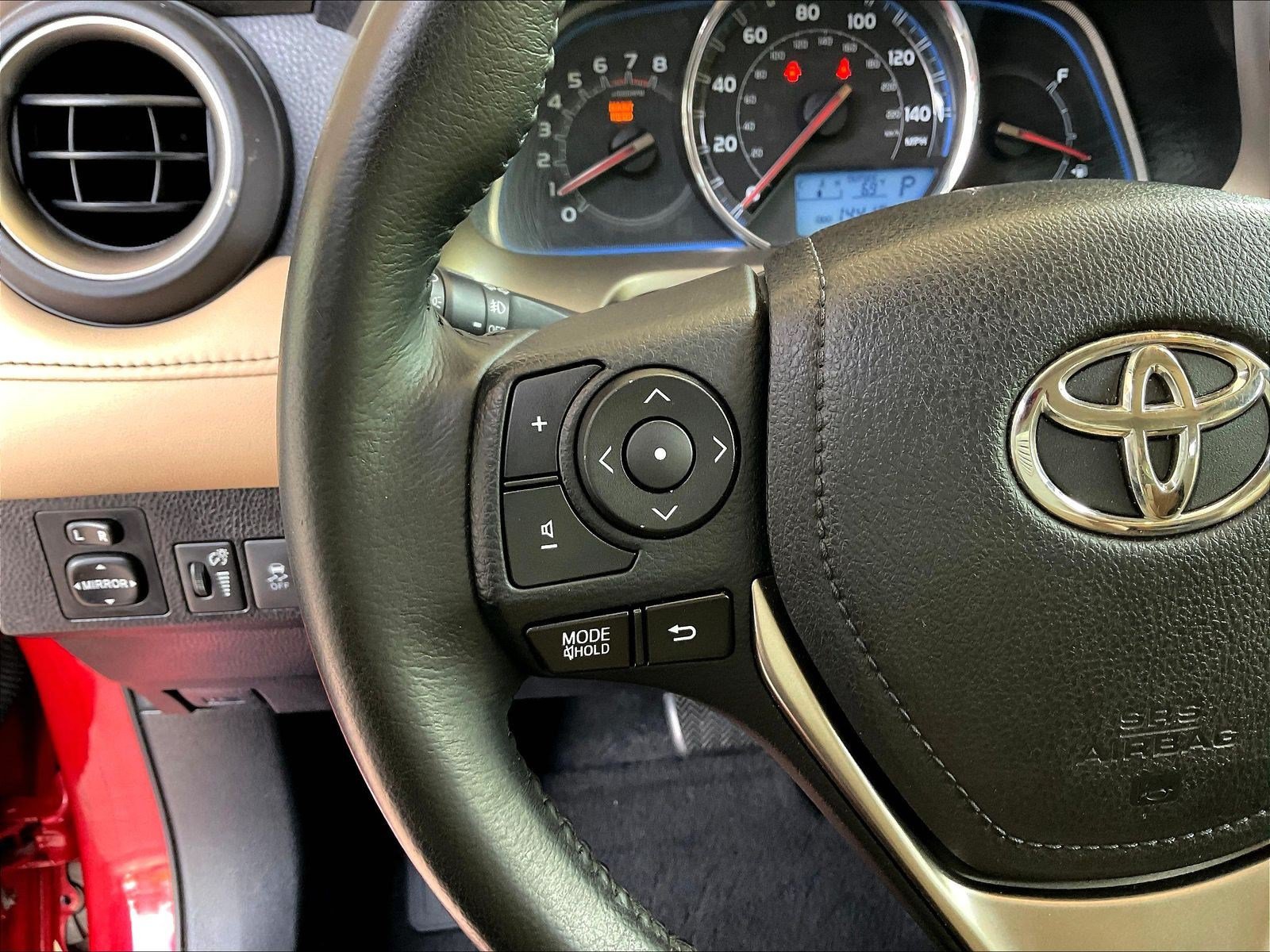 Used 2014 Toyota RAV4 Limited w/ Technology Package FWD image 10