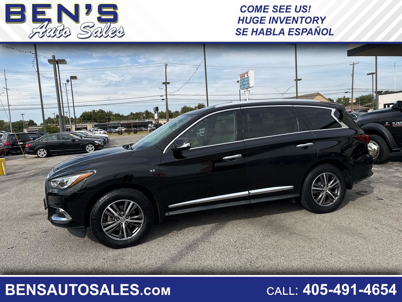 Used 2017 INFINITI QX60 FWD w/ Premium Plus Package