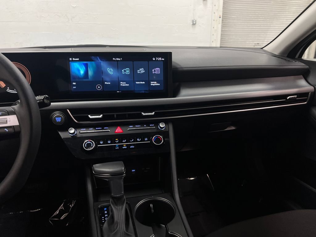 Used 2025 Hyundai Sonata SE FWD image 18