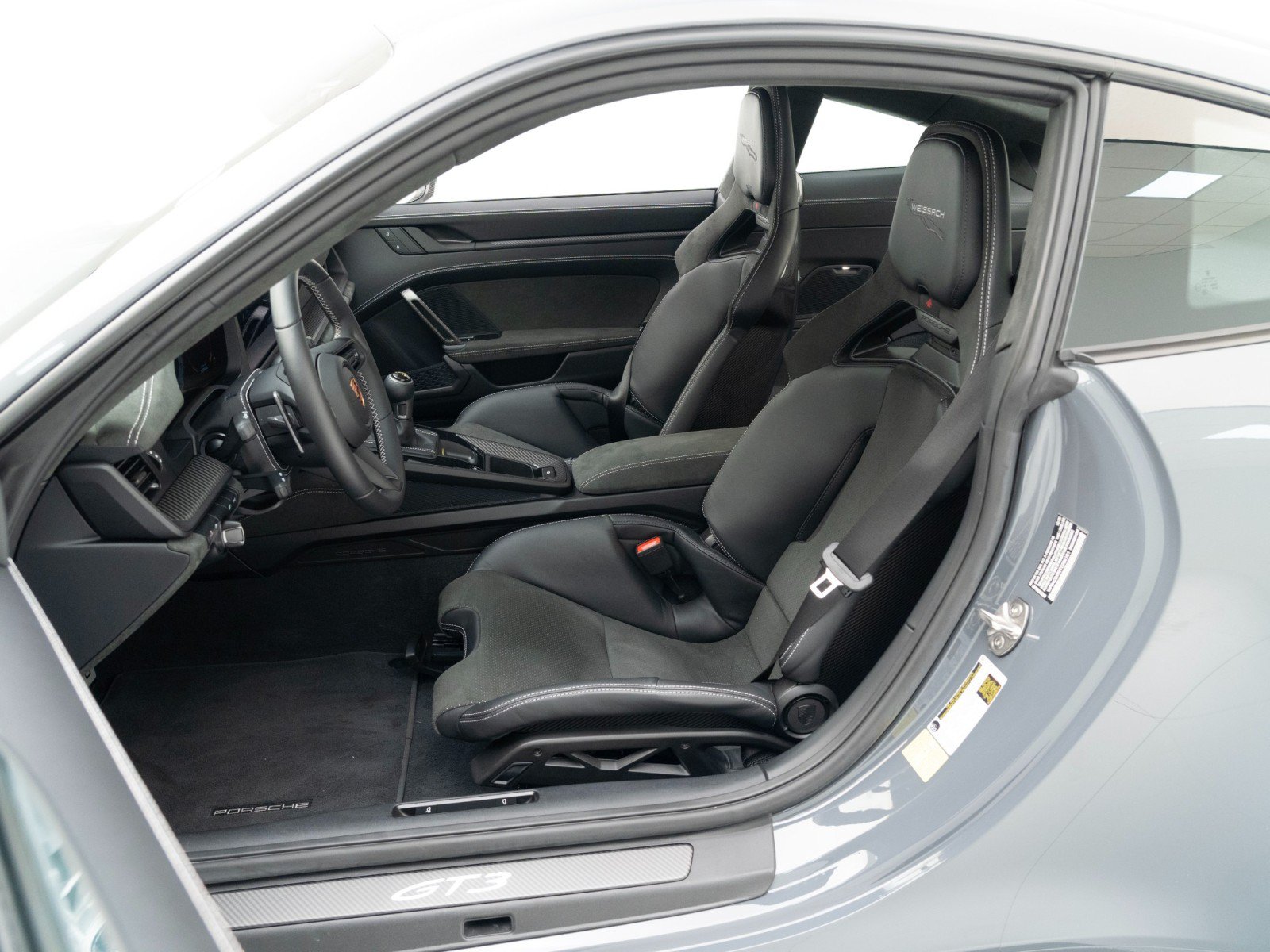 Certified 2026 Porsche 911 GT3 RWD image 18