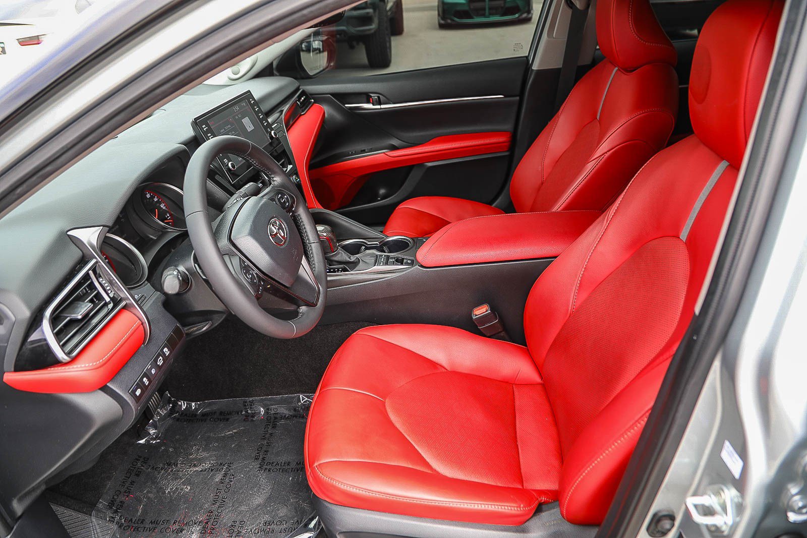 Used 2024 Toyota Camry XSE FWD image 28