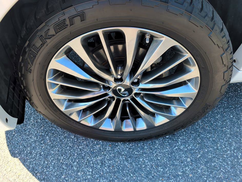 Used 2021 INFINITI QX80 Sensory w/ All-Season Package AWD/4WD image 7