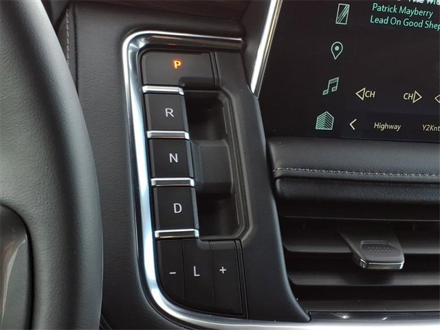 Used 2024 Chevrolet Tahoe Z71 w/ Luxury Package image 14