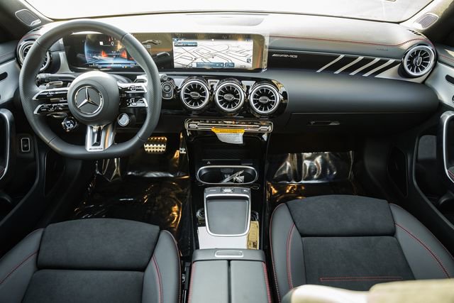 New 2025 Mercedes-Benz CLA 35 AMG 4MATIC image 19