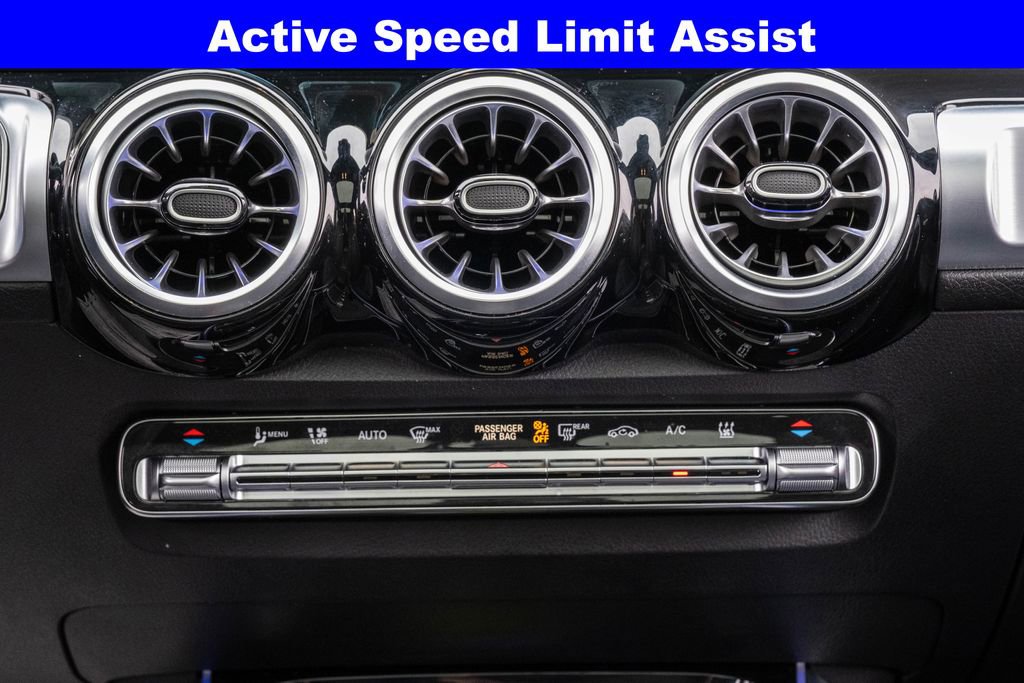 Used 2023 Mercedes-Benz EQB 350 4MATIC SUV image 20