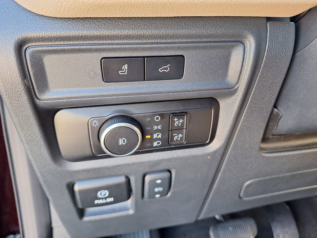 Used 2024 Ford Expedition Max Limited image 22