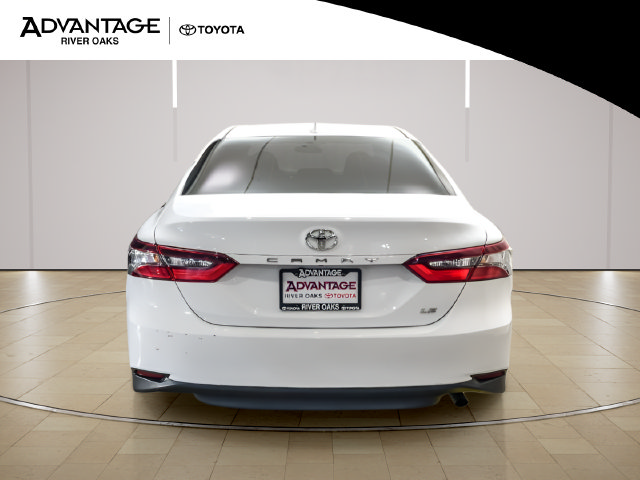 Used 2021 Toyota Camry LE FWD image 6