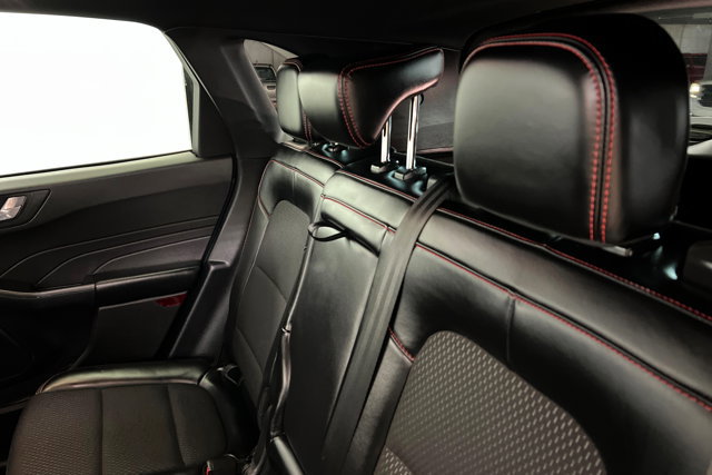 Used 2025 Ford Escape ST-Line Select image 20