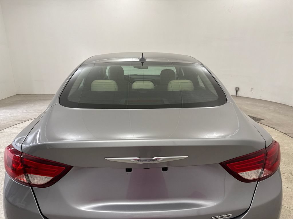 Used 2017 Chrysler 200 Limited Platinum FWD image 23