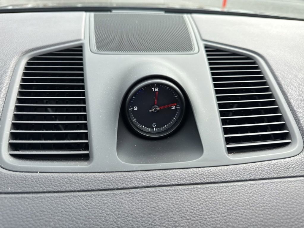 Used 2023 Porsche Cayenne image 25