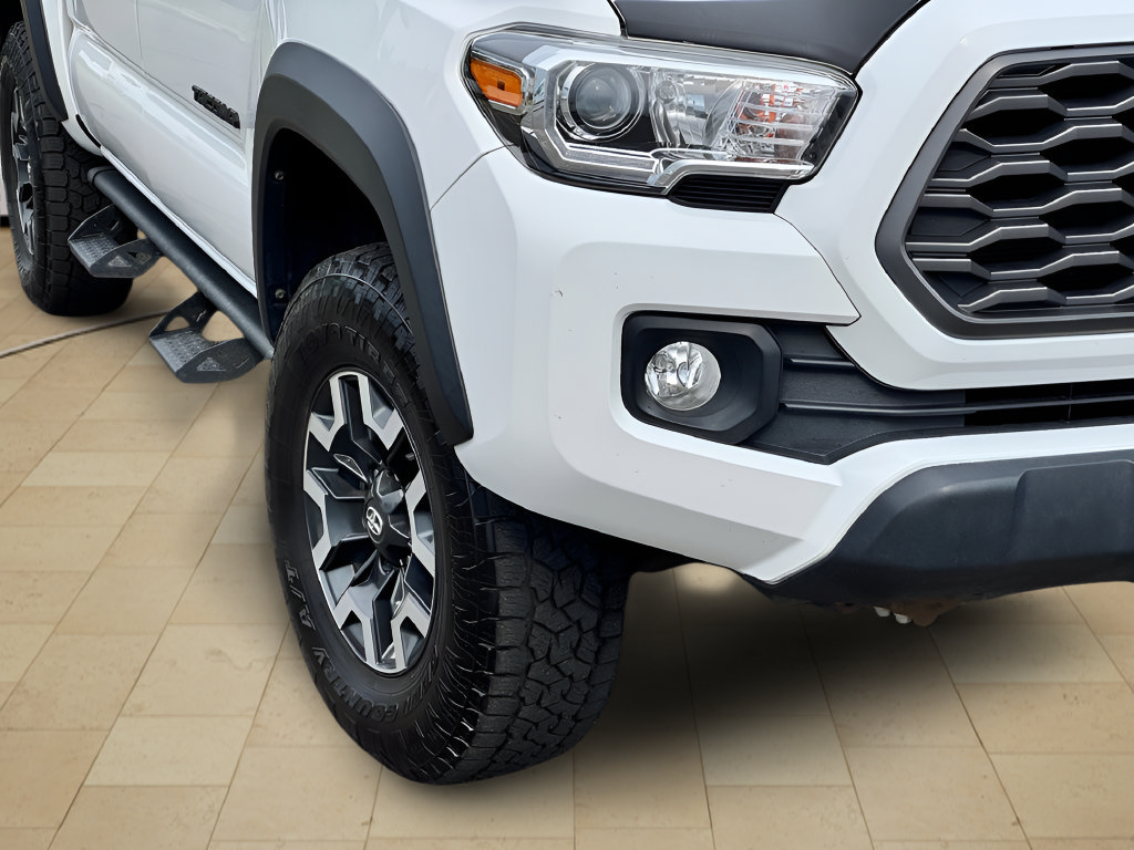 Used 2022 Toyota Tacoma TRD Off-Road w/ Technology Package AWD/4WD image 42