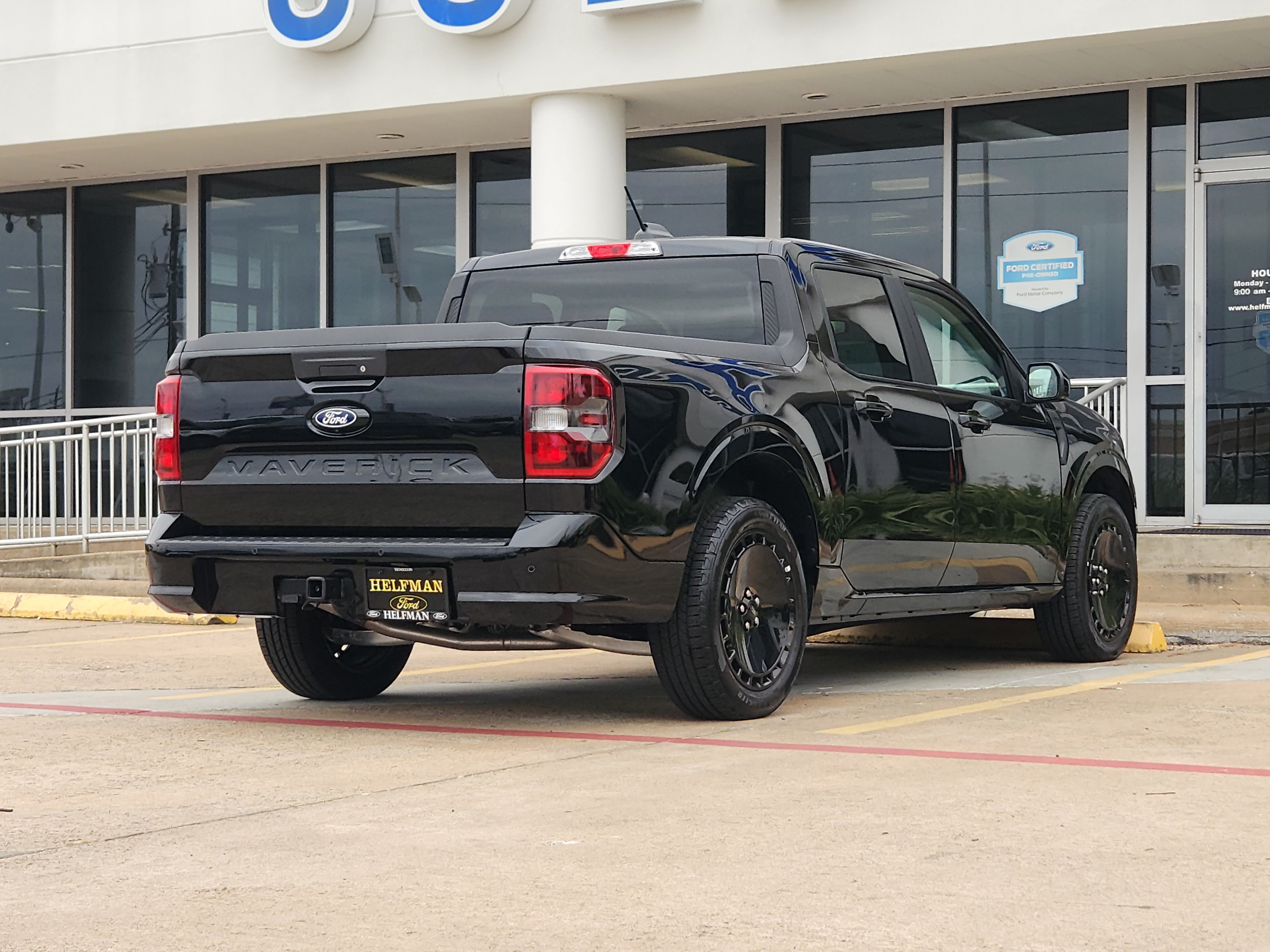 Used 2026 Ford Maverick Lobo AWD/4WD image 4