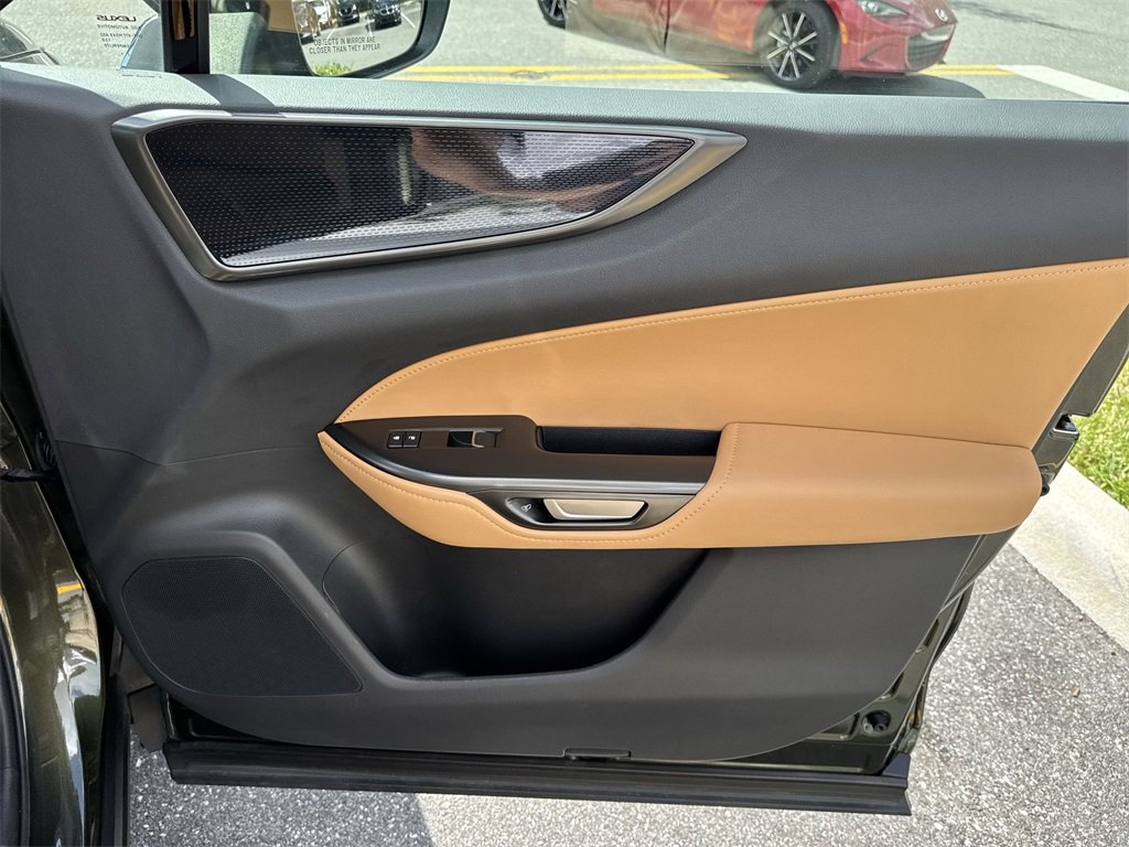 Used 2023 Lexus NX 250 FWD w/ Towing Package (2000 Lbs) image 44