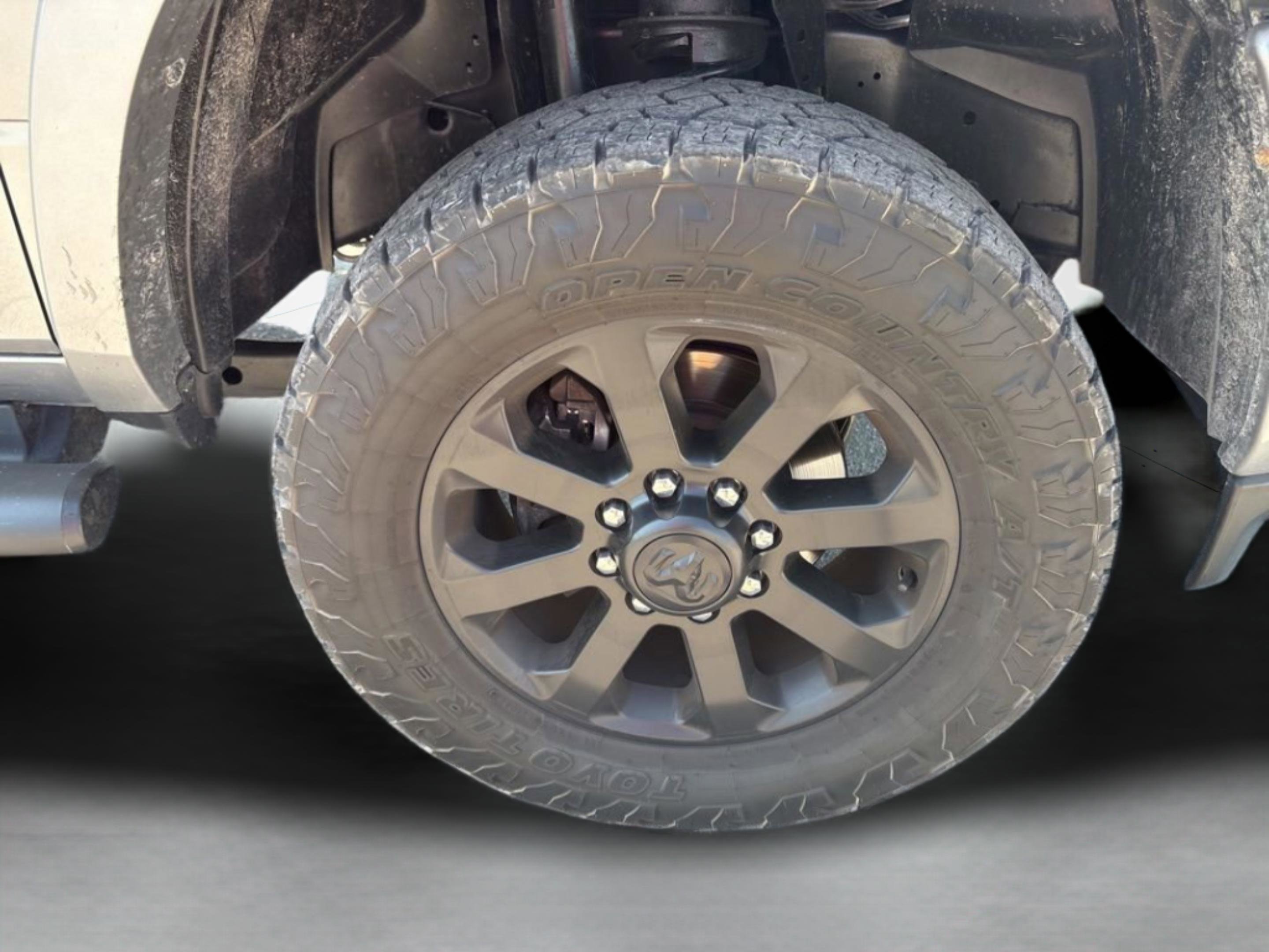 Used 2020 RAM 2500 Laramie image 30