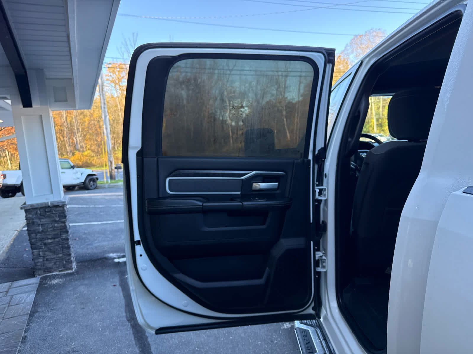 Used 2023 RAM 2500 Lone Star w/ Level 1 Equipment Group w/2_Y AWD/4WD image 20