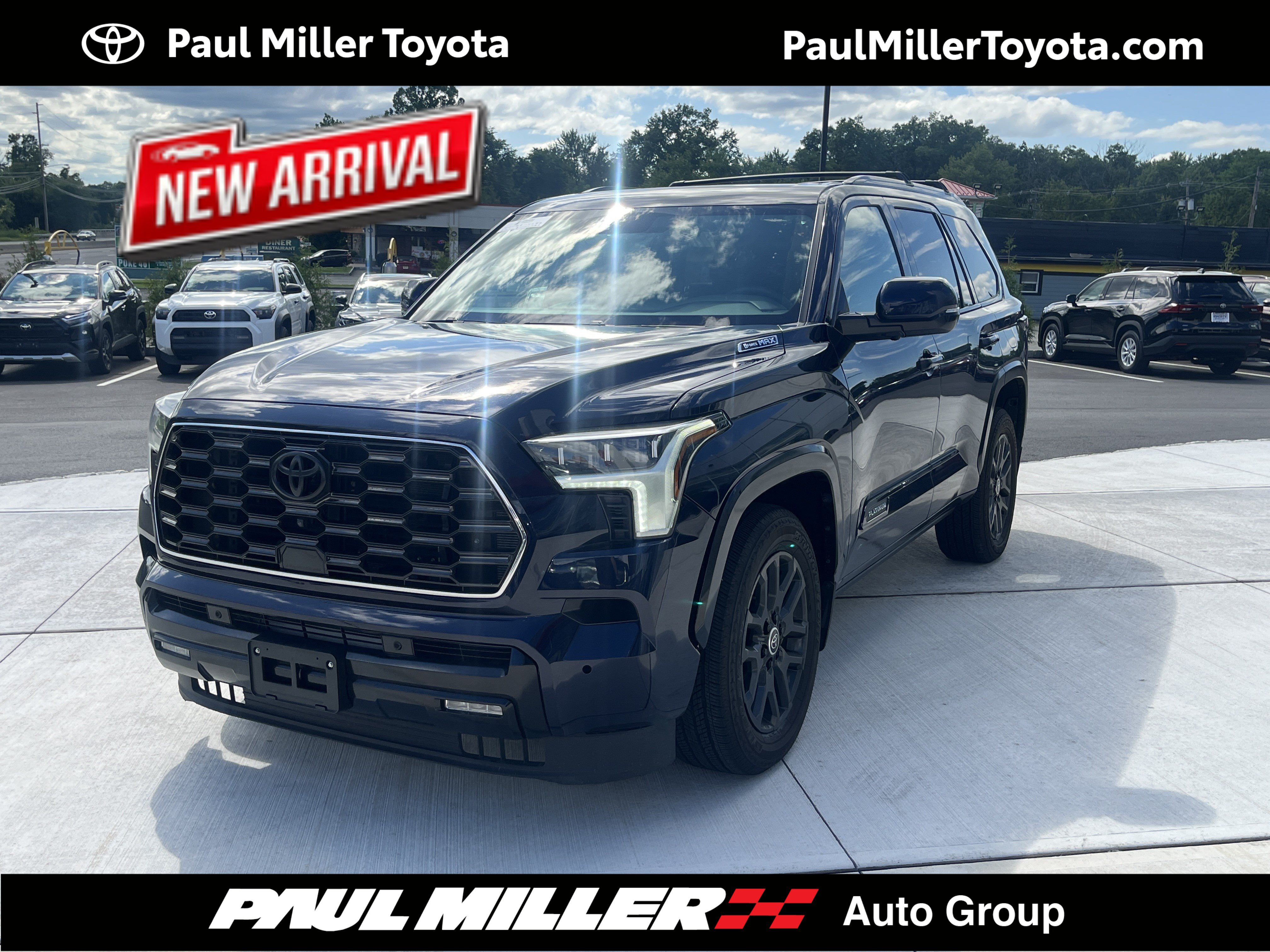 Certified 2024 Toyota Sequoia Platinum AWD/4WD image 1