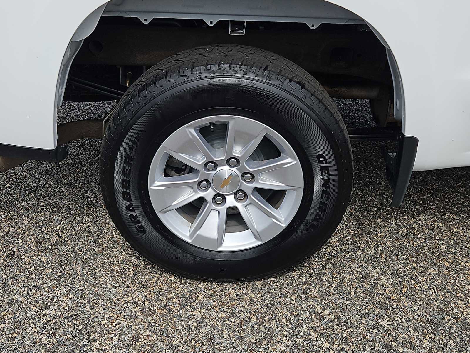 Certified 2025 Chevrolet Silverado 1500 LT AWD/4WD image 9