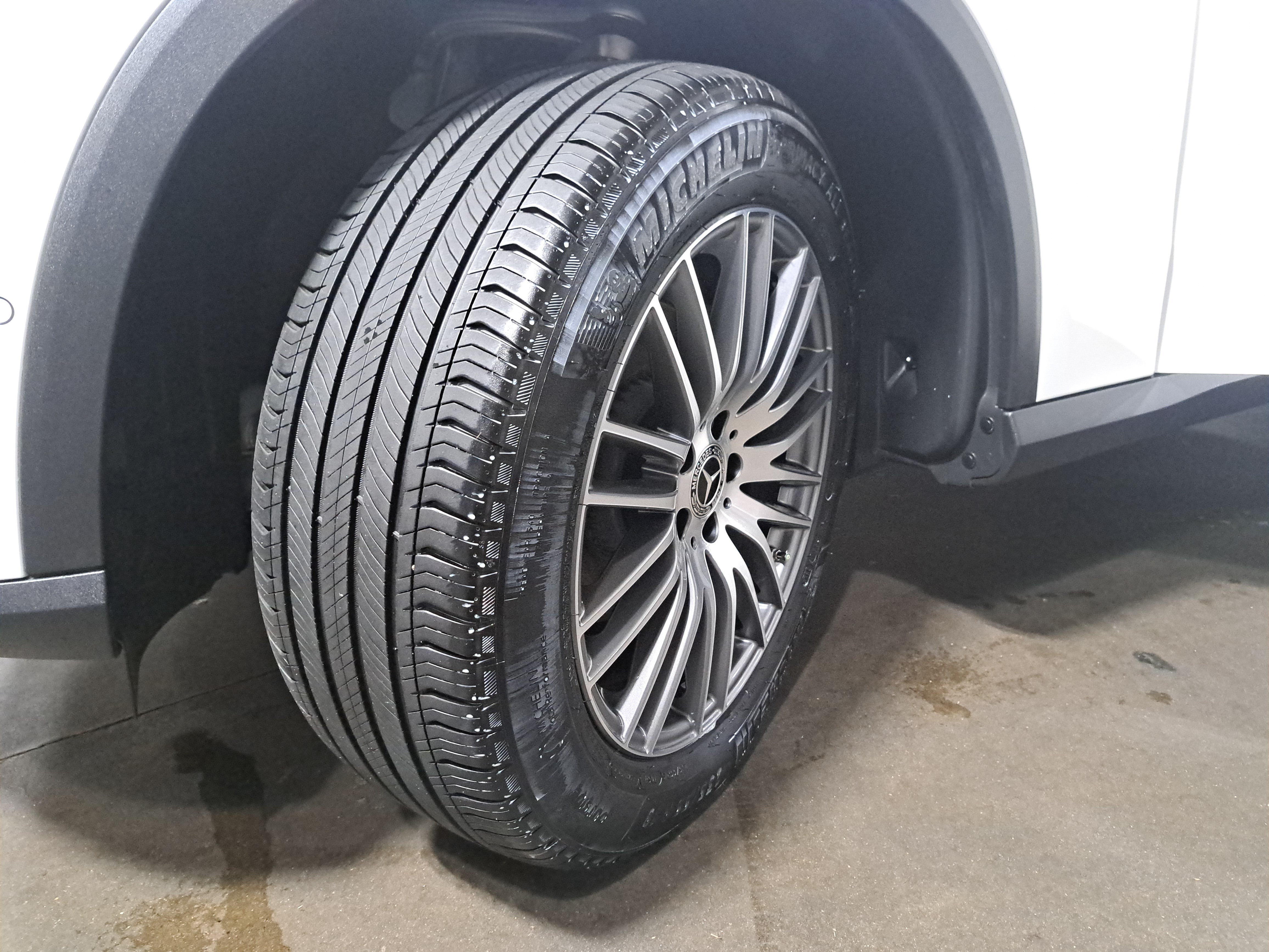 Used 2026 Mercedes-Benz GLC 300 4MATIC image 34