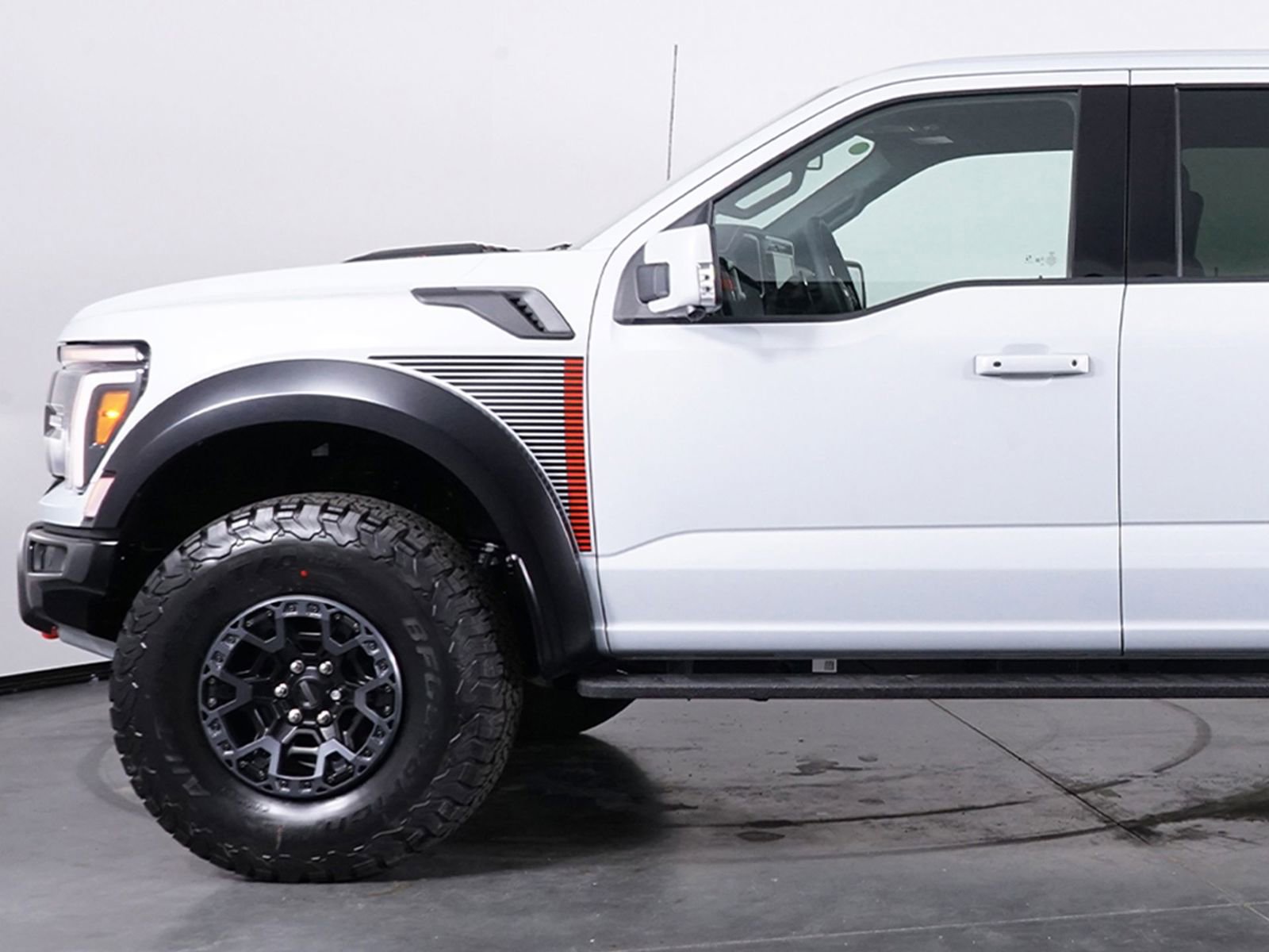 Used 2025 Ford F150 Raptor w/ Equipment Group 803A Raptor R image 12