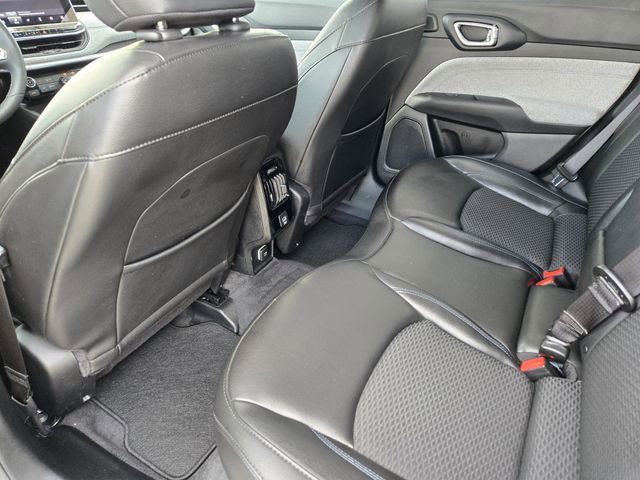 Certified 2022 Jeep Compass Latitude w/ Sun and Sound Group image 32