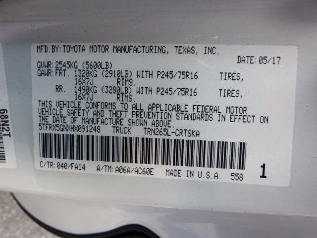 Used 2017 Toyota Tacoma SR image 39