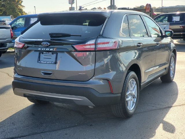 Certified 2023 Ford Edge SEL w/ Convenience Package AWD/4WD image 4