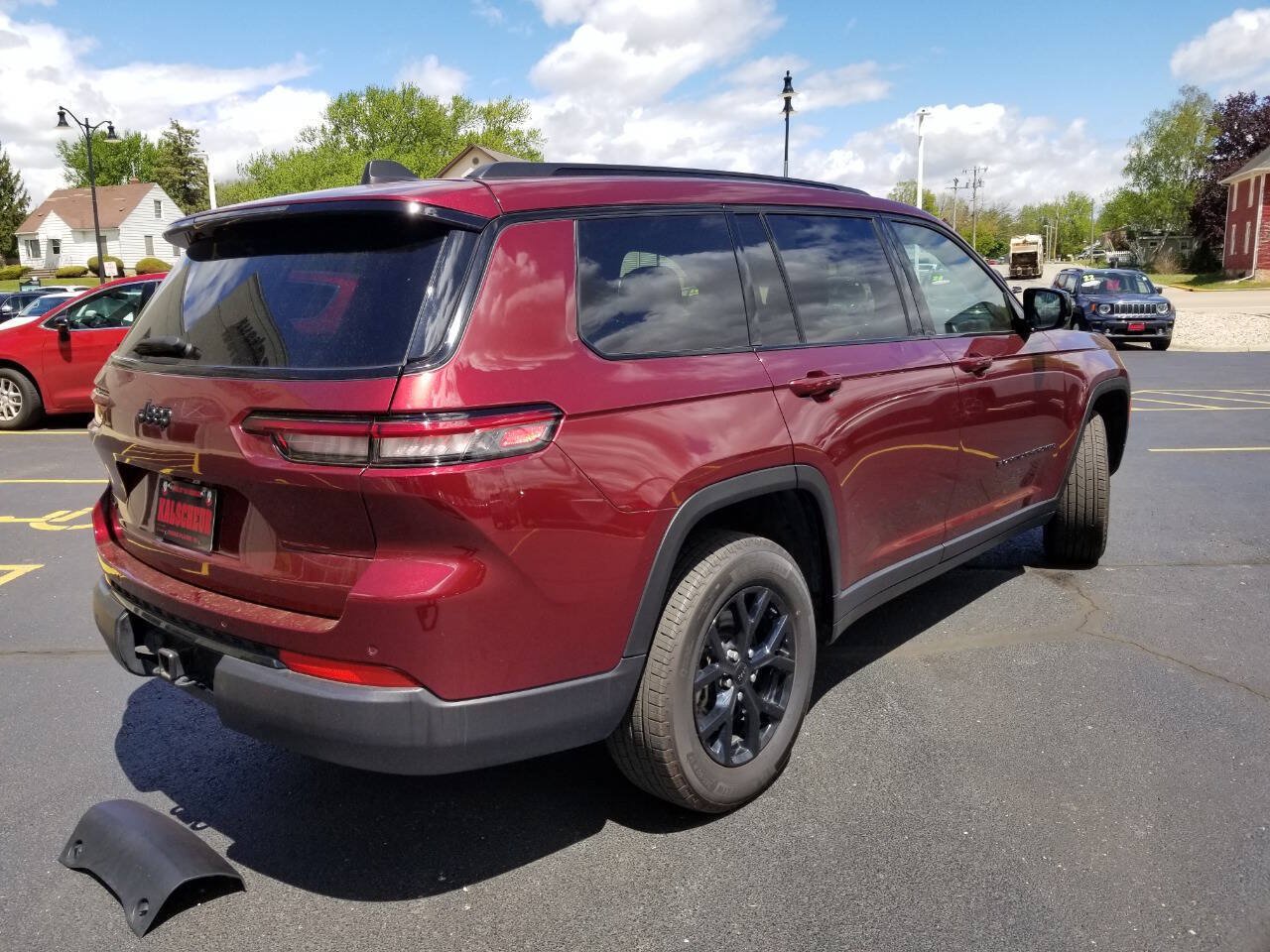 Certified 2024 Jeep Grand Cherokee L Altitude AWD/4WD image 8