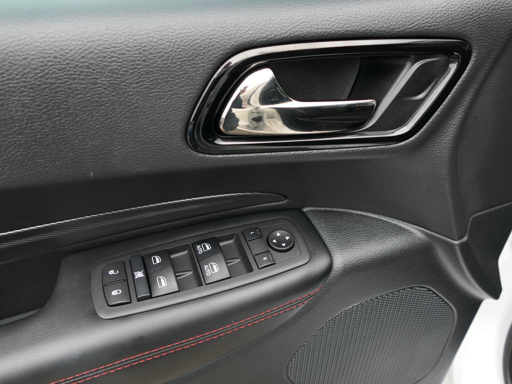 Used 2025 Dodge Durango R/T w/ Blacktop Package AWD/4WD image 12