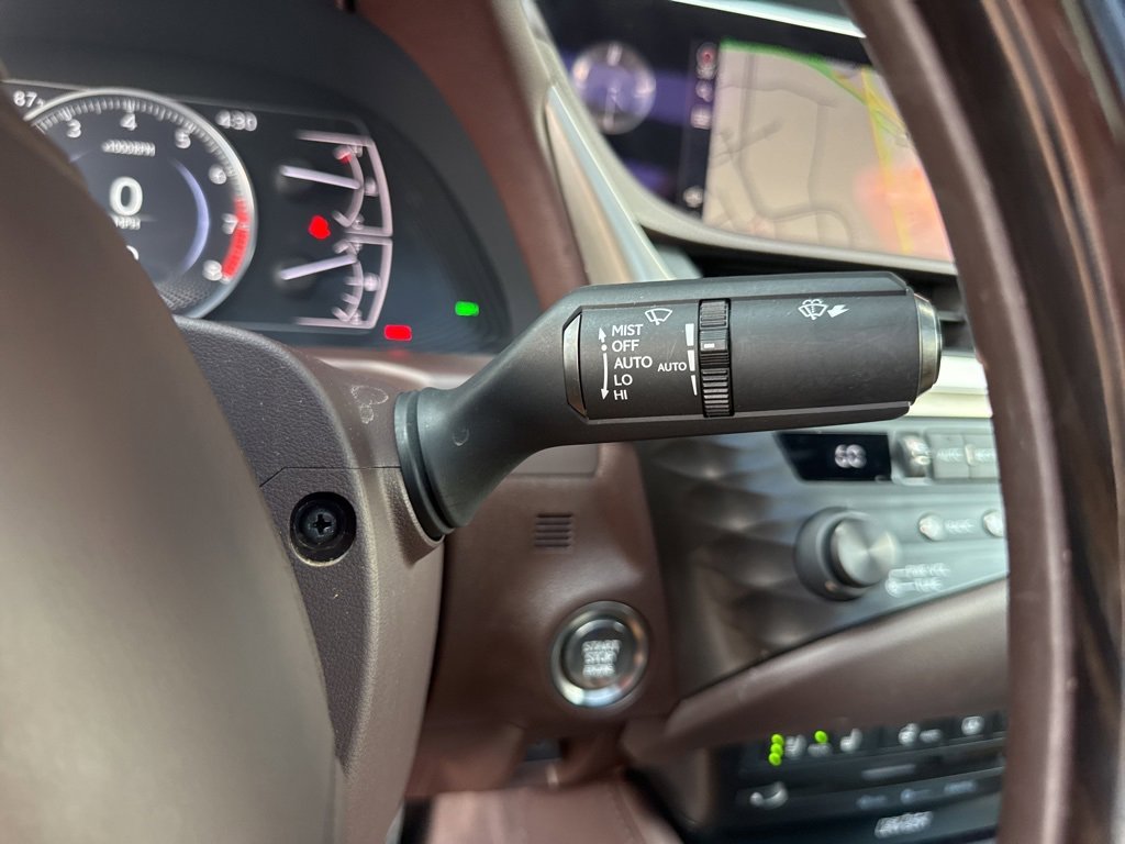 Used 2020 Lexus ES 350 Ultra Luxury image 33