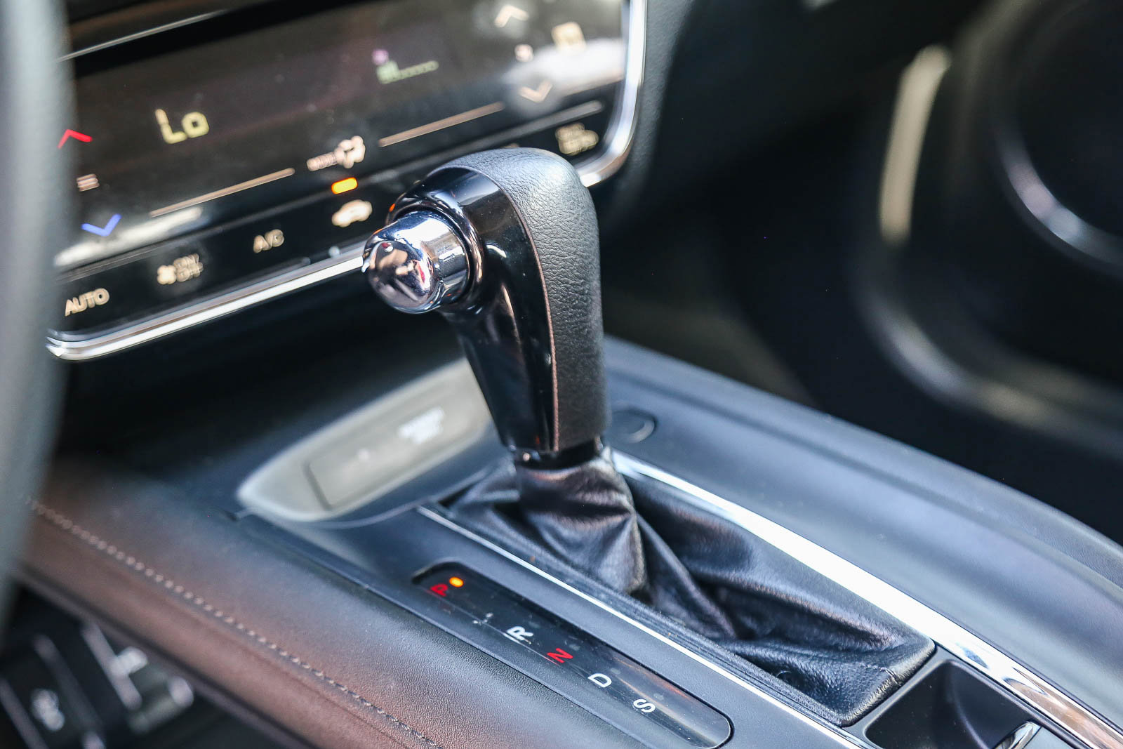 Used 2018 Honda HR-V EX image 26