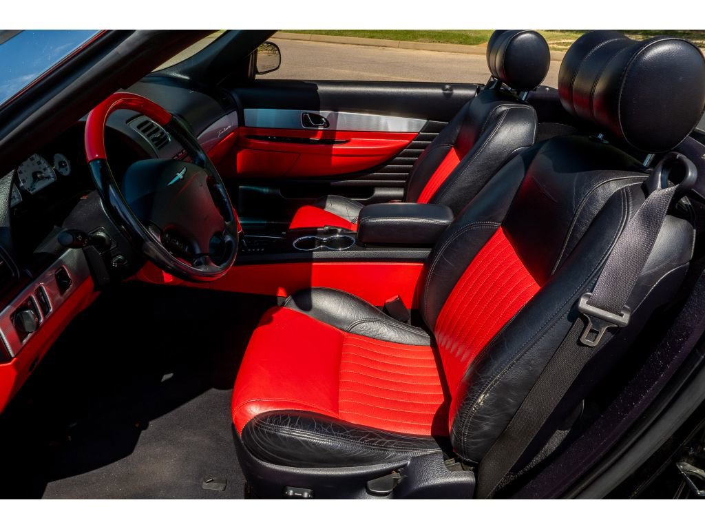 Used 2004 Ford Thunderbird RWD image 12