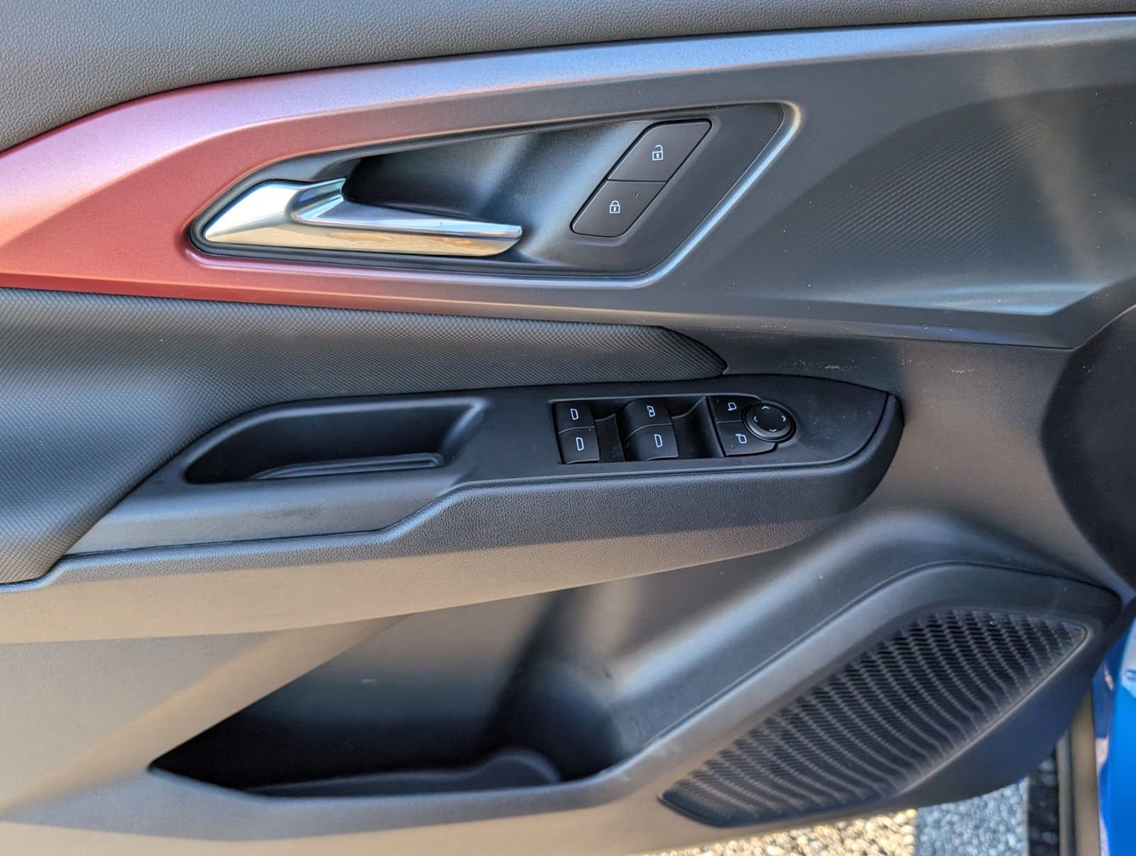 New 2026 Chevrolet Equinox EV RS image 17