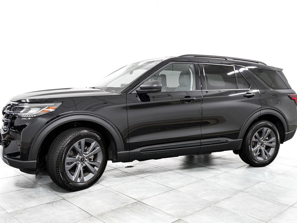 New 2026 Ford Explorer Active w/ Active Comfort Package AWD/4WD image 4
