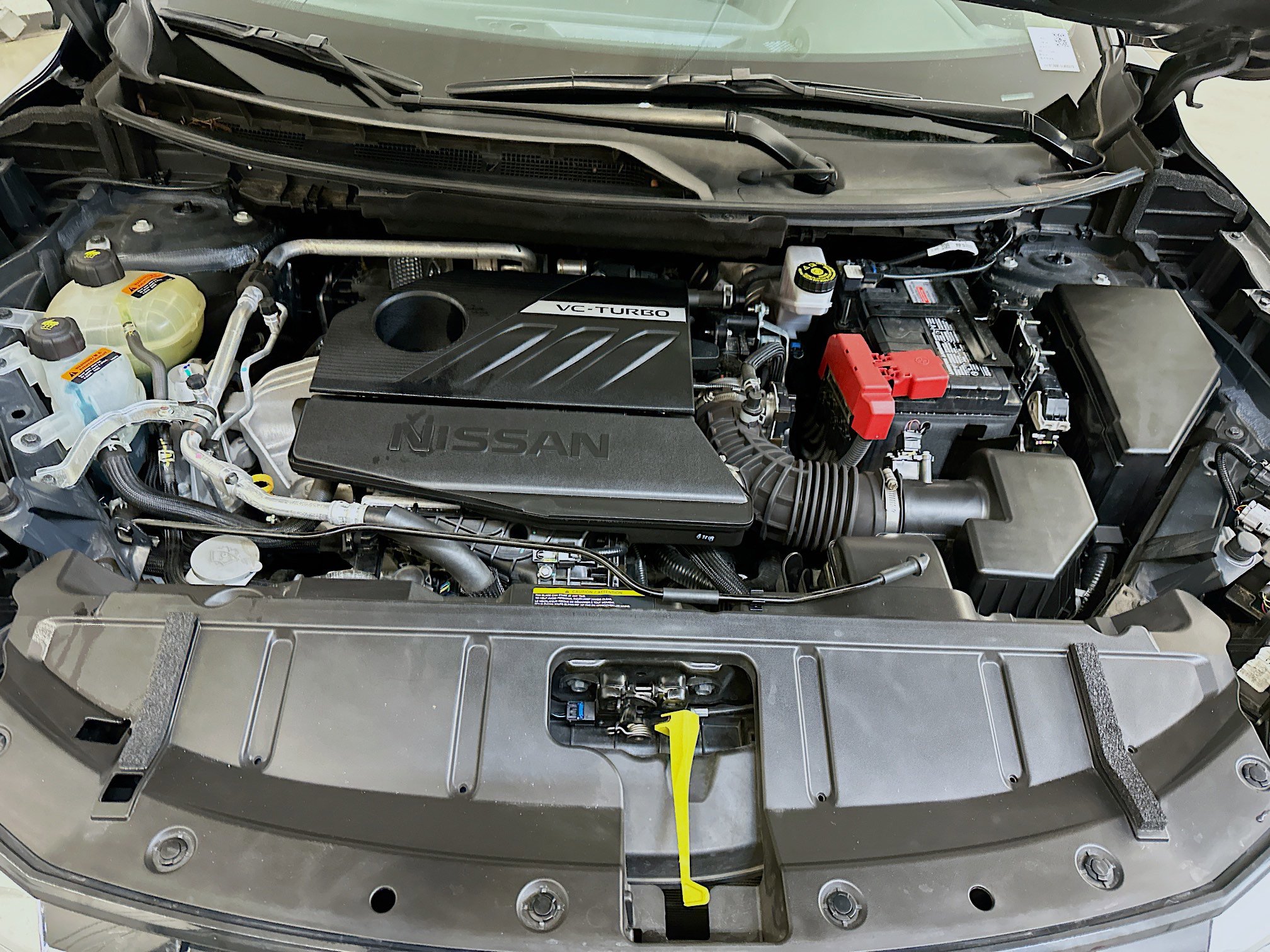 Used 2025 Nissan Rogue SV image 34