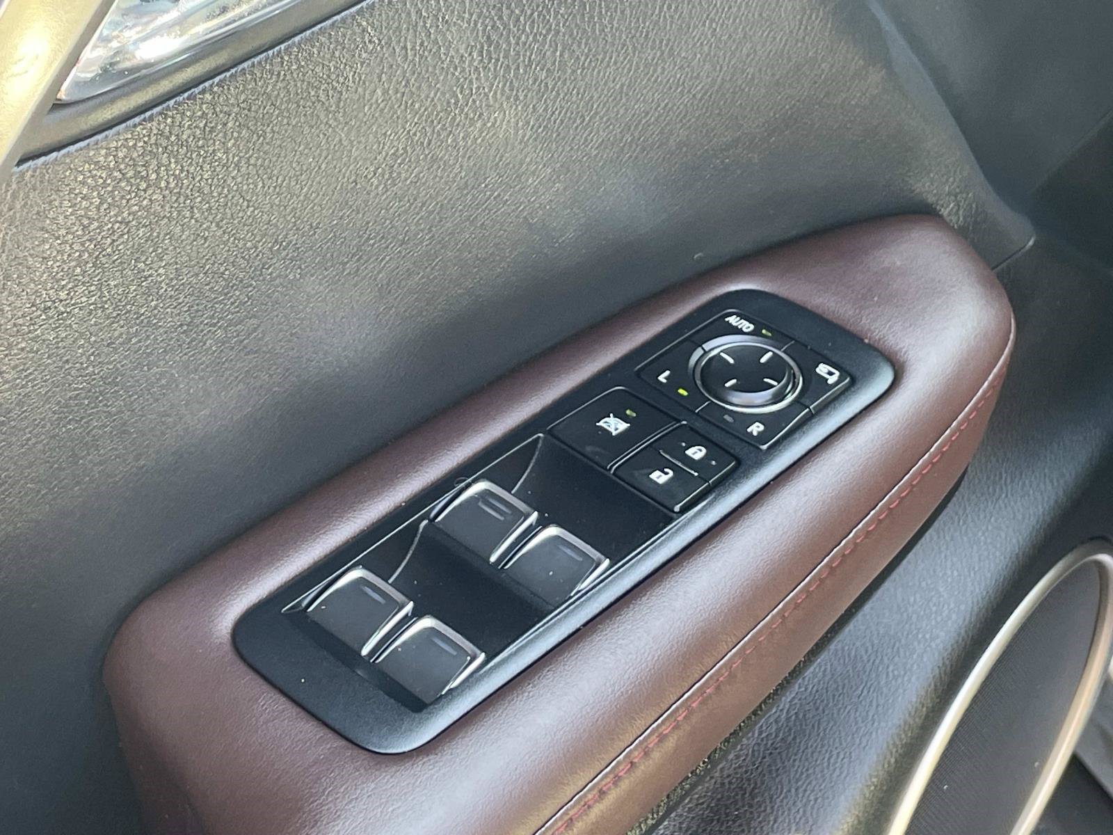 Used 2019 Lexus RX 350L FWD image 16