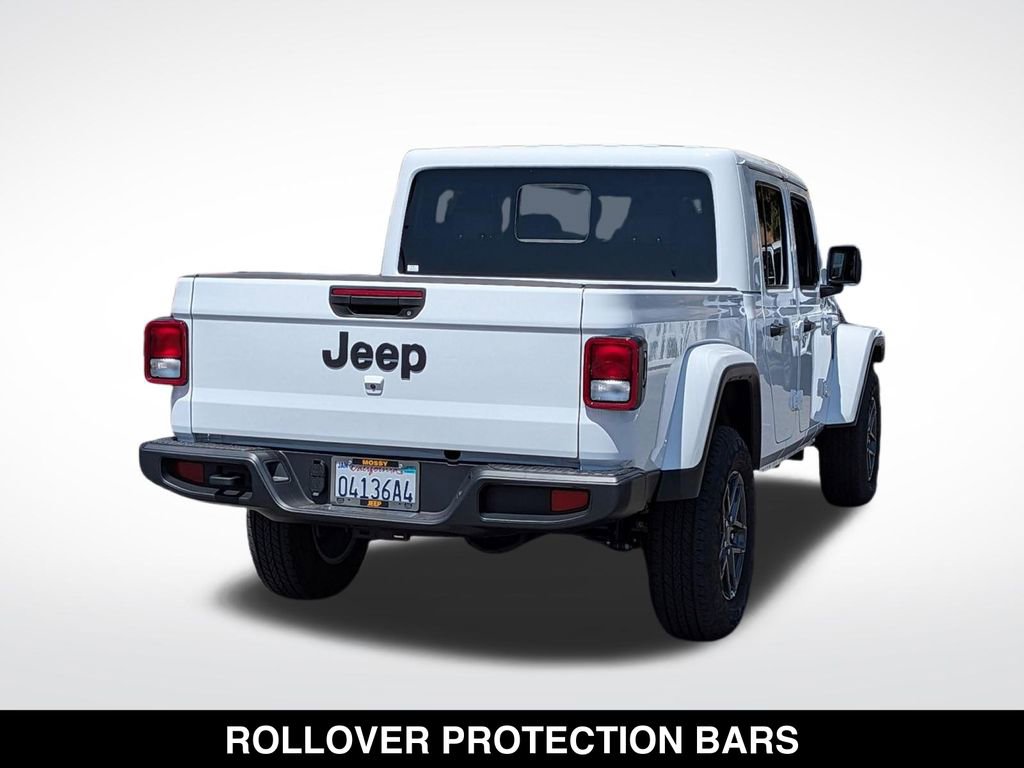 Used 2026 Jeep Gladiator Sport AWD/4WD image 8