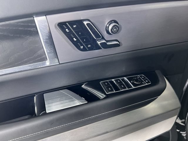 Certified 2026 Cadillac Vistiq Platinum w/ LPO, Floor Liner Package AWD/4WD image 23