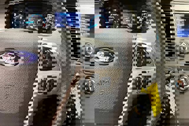 Used 2019 Ford Taurus SEL image 23