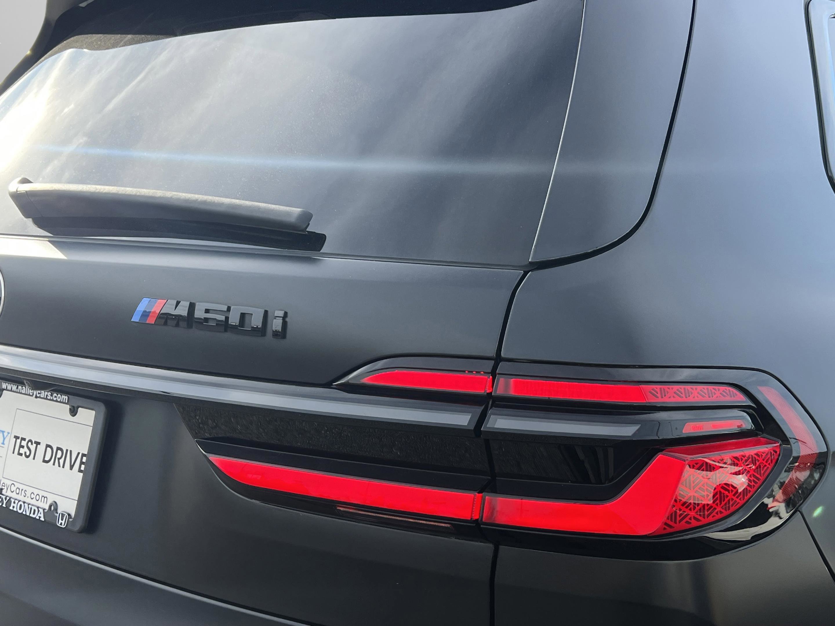 Used 2024 BMW X7 M60i image 34