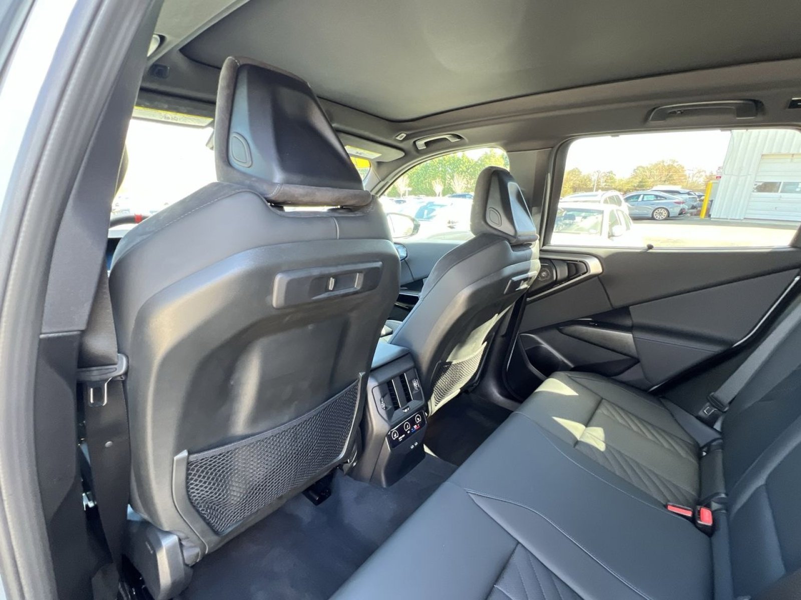 Used 2025 BMW X3 M50 w/ Premium Package image 23