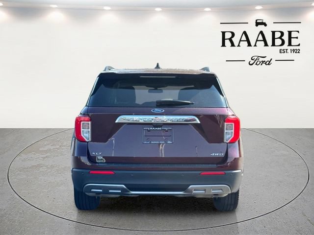 Used 2022 Ford Explorer XLT w/ Equipment Group 202A AWD/4WD image 6
