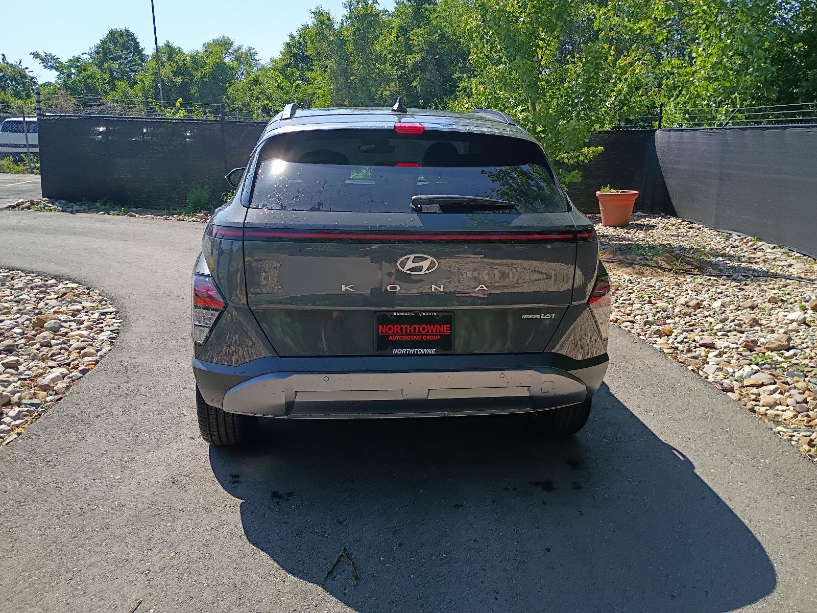 New 2026 Hyundai Kona Limited AWD/4WD image 4