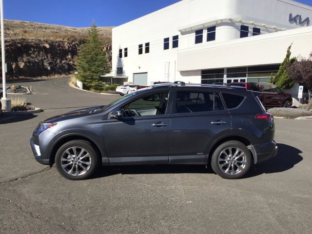 Used 2016 Toyota RAV4 Limited image 12