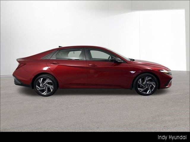 Certified 2025 Hyundai Elantra Sport FWD image 45