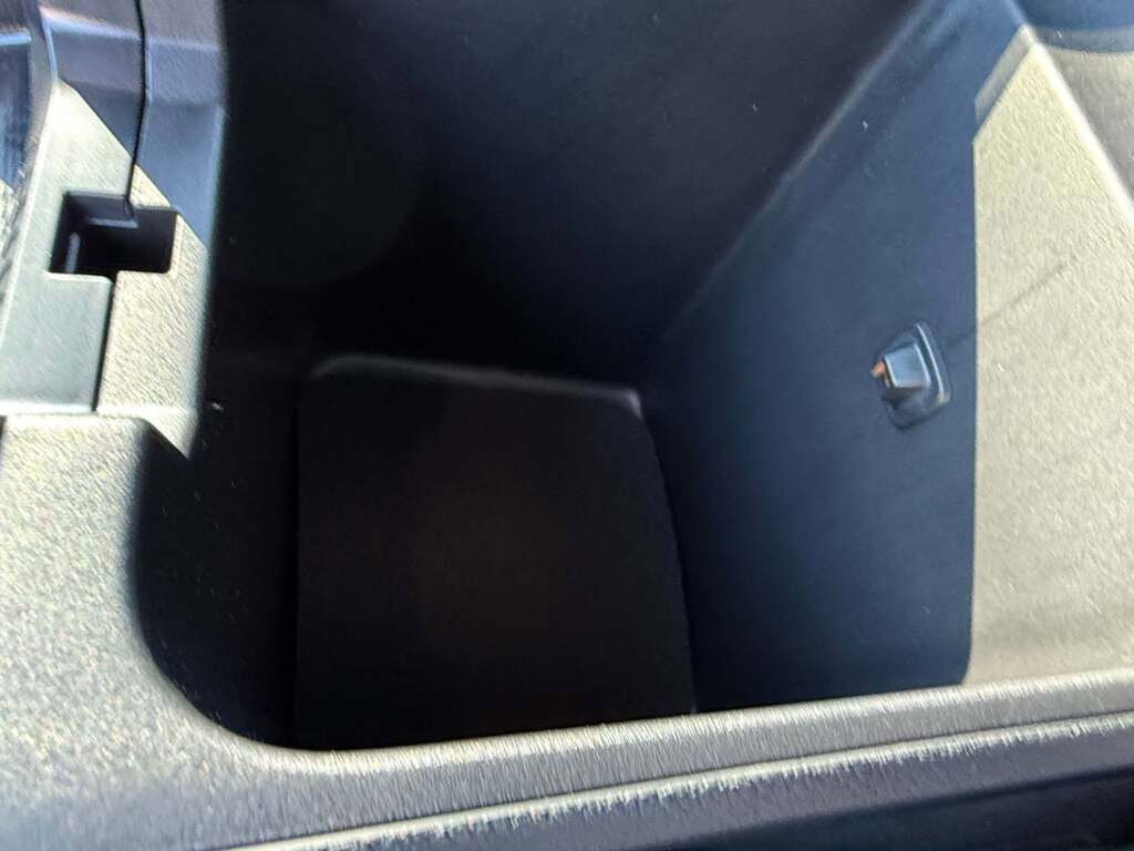 New 2026 Jeep Grand Cherokee Altitude image 37